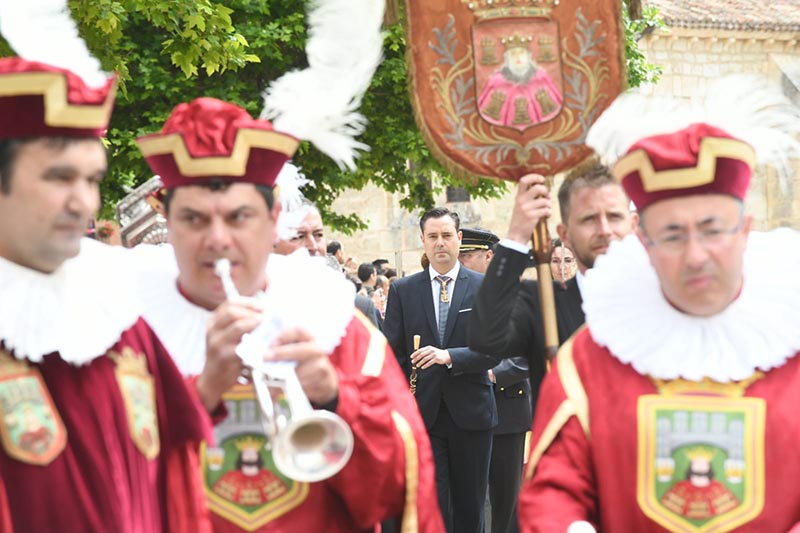 El Alcalde de Burgos participa en la festividad del Curpillos y en la feria de El Parral