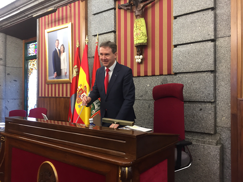 El Pleno del Ayuntamiento de Burgos reprueba al alcalde